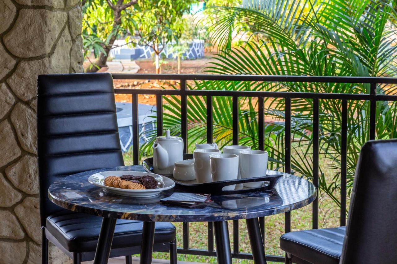 Saffronstays Apricus Farm, Karjat Dış mekan fotoğraf